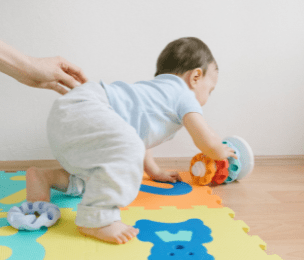 early childhood development crawling